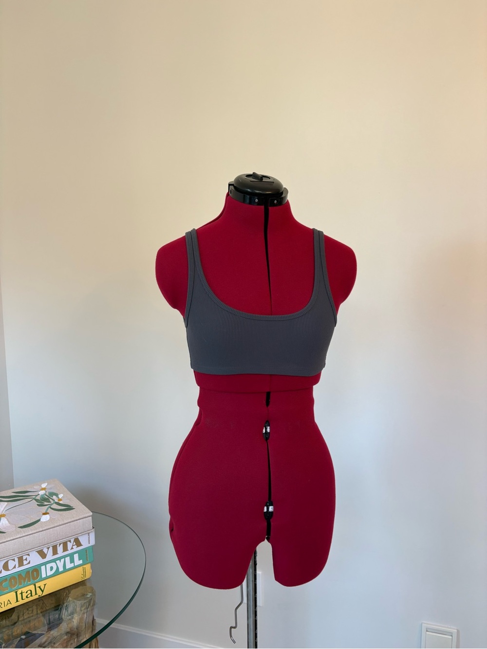 TNA Aritzia Ribbed Scoop Sports Bralette in Charcoal Gray